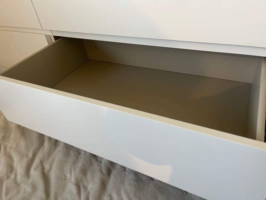 【とら】ホワイト 6引き出しチェスト 160cm ガラストップ