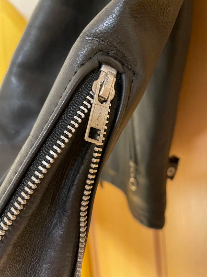 Schott シングルライダース