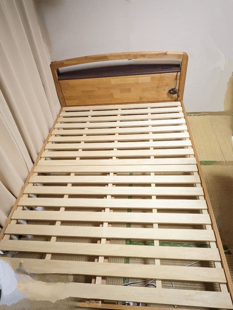 宮付き　コンセント付き　スノコ　ダブルベッドフレーム