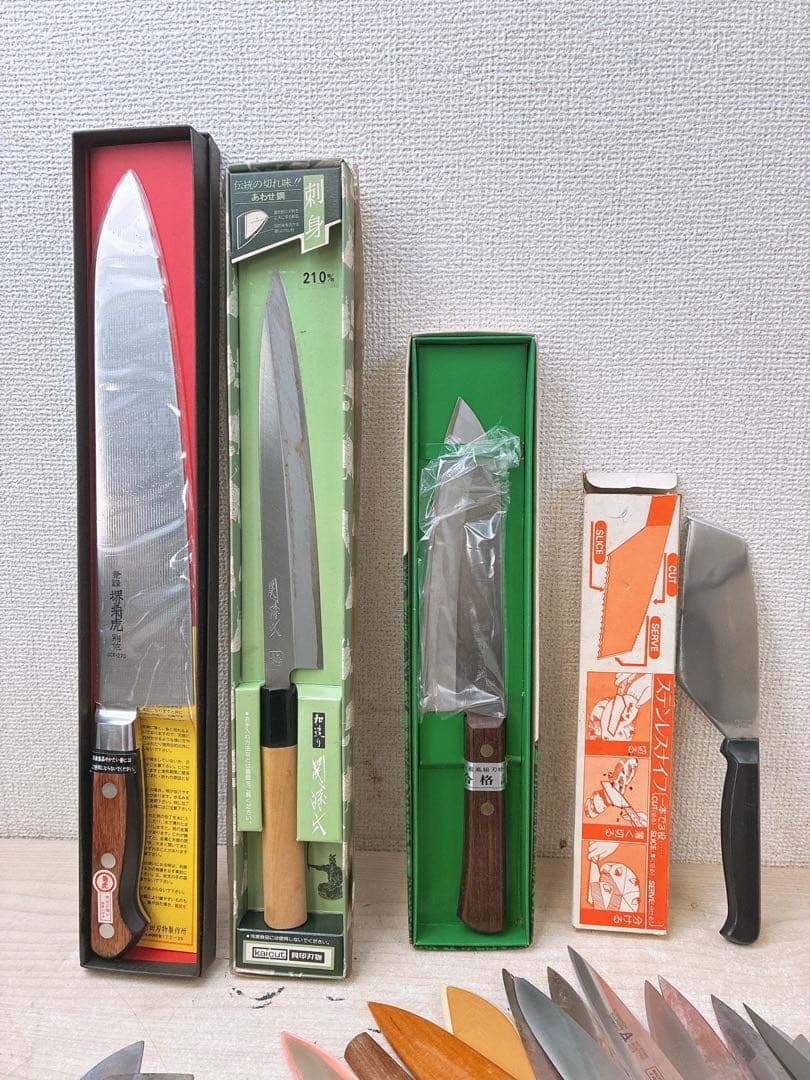 ジ*フ様 ●大量包丁 ナイフまとめ●箱入り 三徳包丁 万能包丁 TAKAYUKI