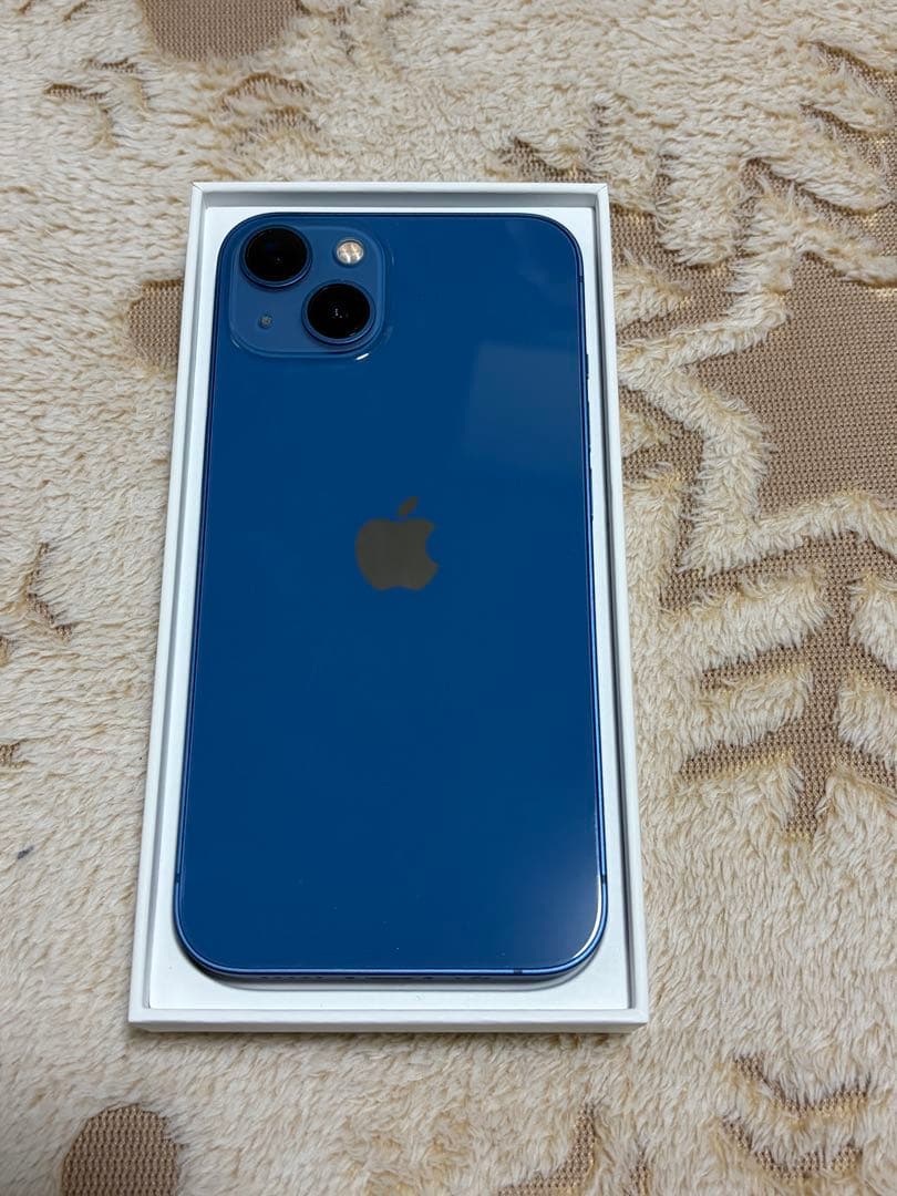 ［美品］iPhone13 256GB ブルー