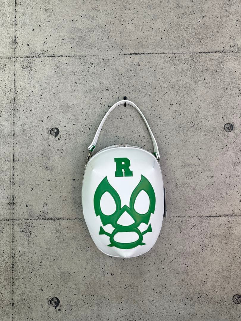 【新品未使用】サイズ(縦:37横:25幅:10)シューズケースラッセルノ2604