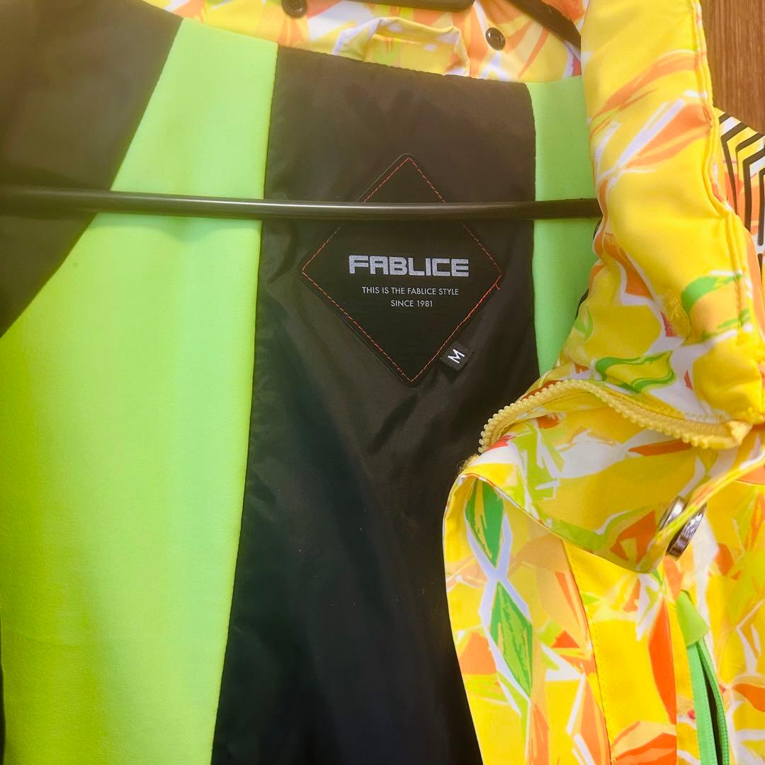 スキー・スノーボード　ウエア　上下セット