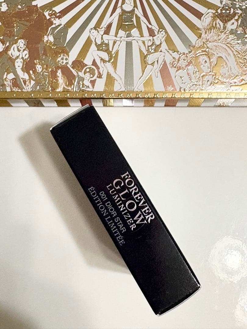 ★DIOR★スキン フォーエヴァー グロウ ルミナイザー 001 ホリデー限定