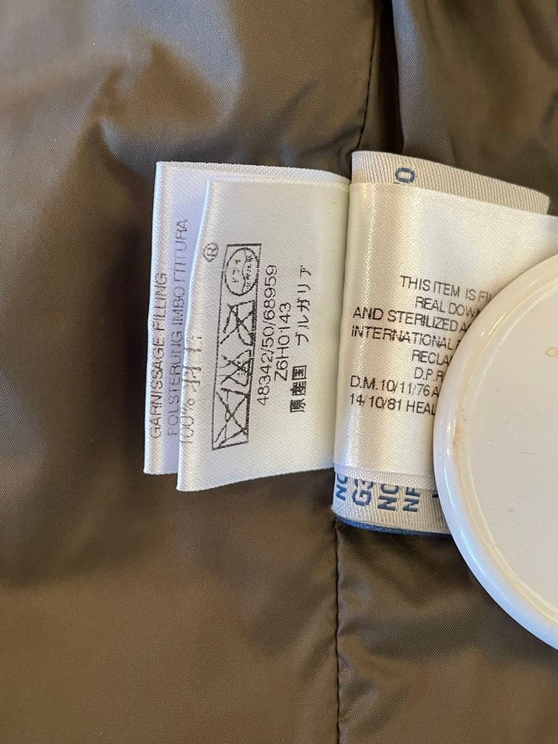 モンクレール　ダウンベスト　サイズ0 オリーブ　最終値下げ　14000円