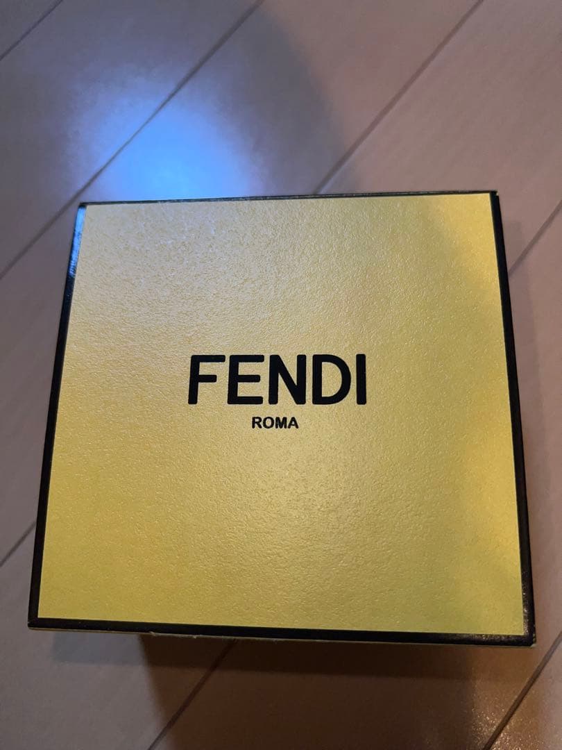 FENDI フェンディ ヘアクリップ ヘアアクセサリー