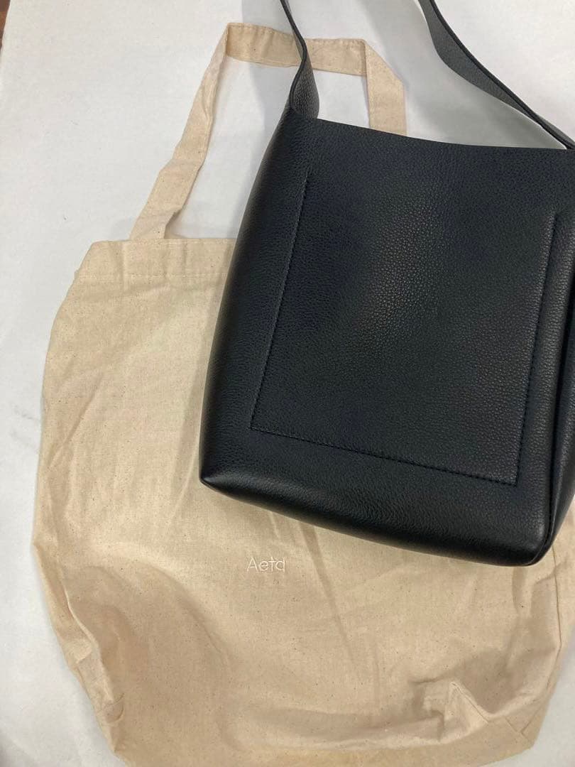 Aeta ブラックトートバッグ