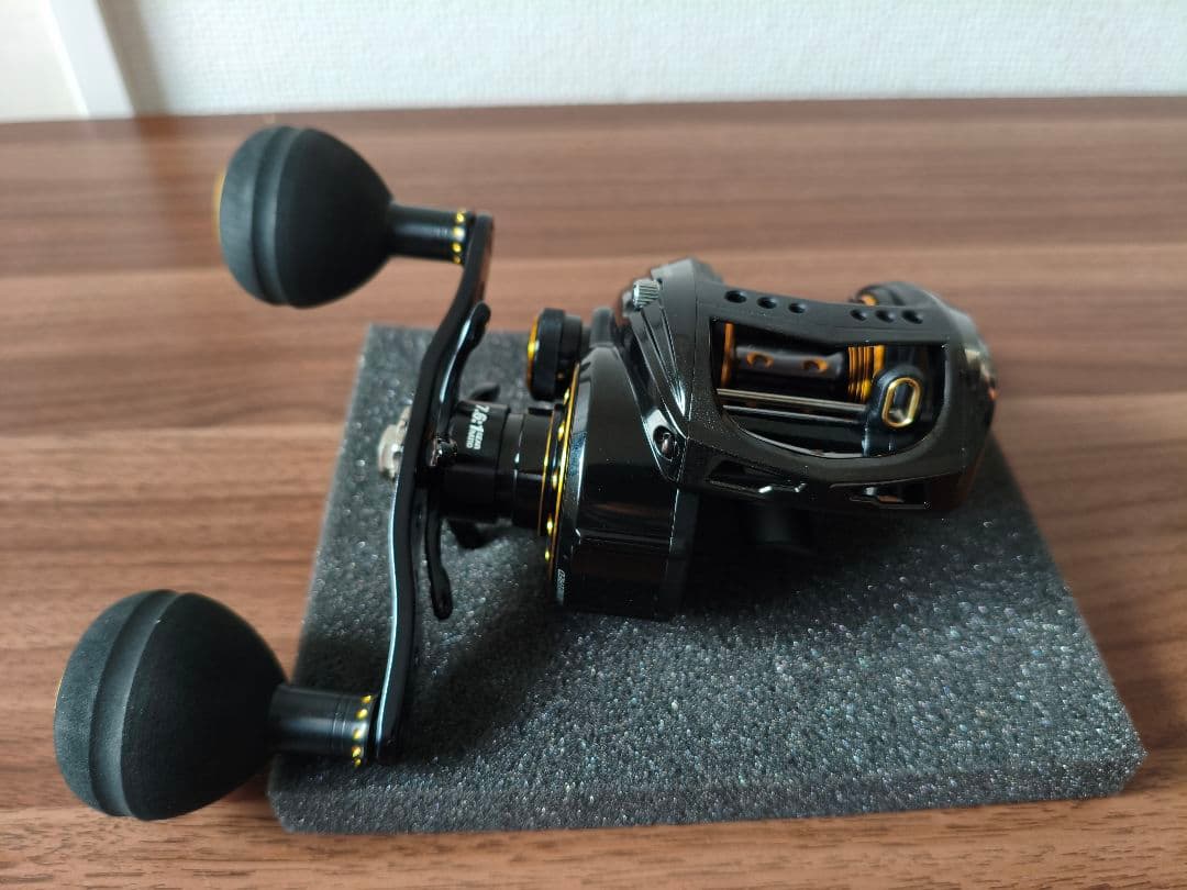 ［新品未使用］レボ ビッグシューター WM50 右ハンドル AbuGarcia