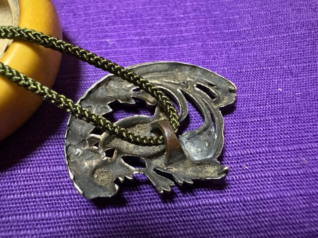 時代物　欠点無し！鏡蓋根付　饅頭根付　夫婦鶉図　銀無垢（提げ物印籠煙草入れ煙管入