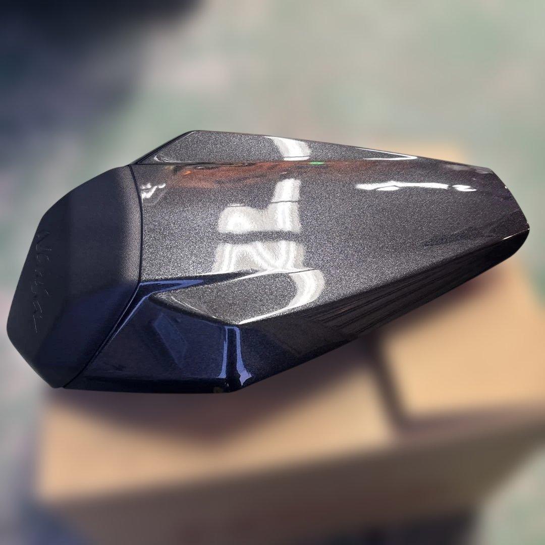 メタリックグレー zx10rse2019年シングルシート