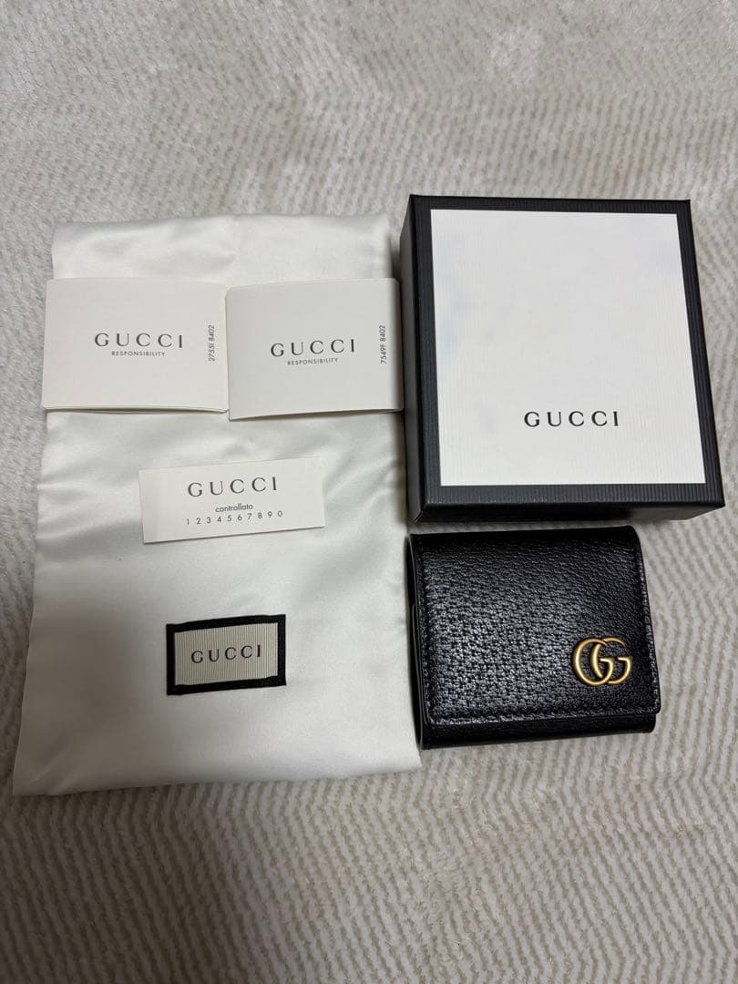 GUCCI ダブルG カーフスキンブラックレザー ケース