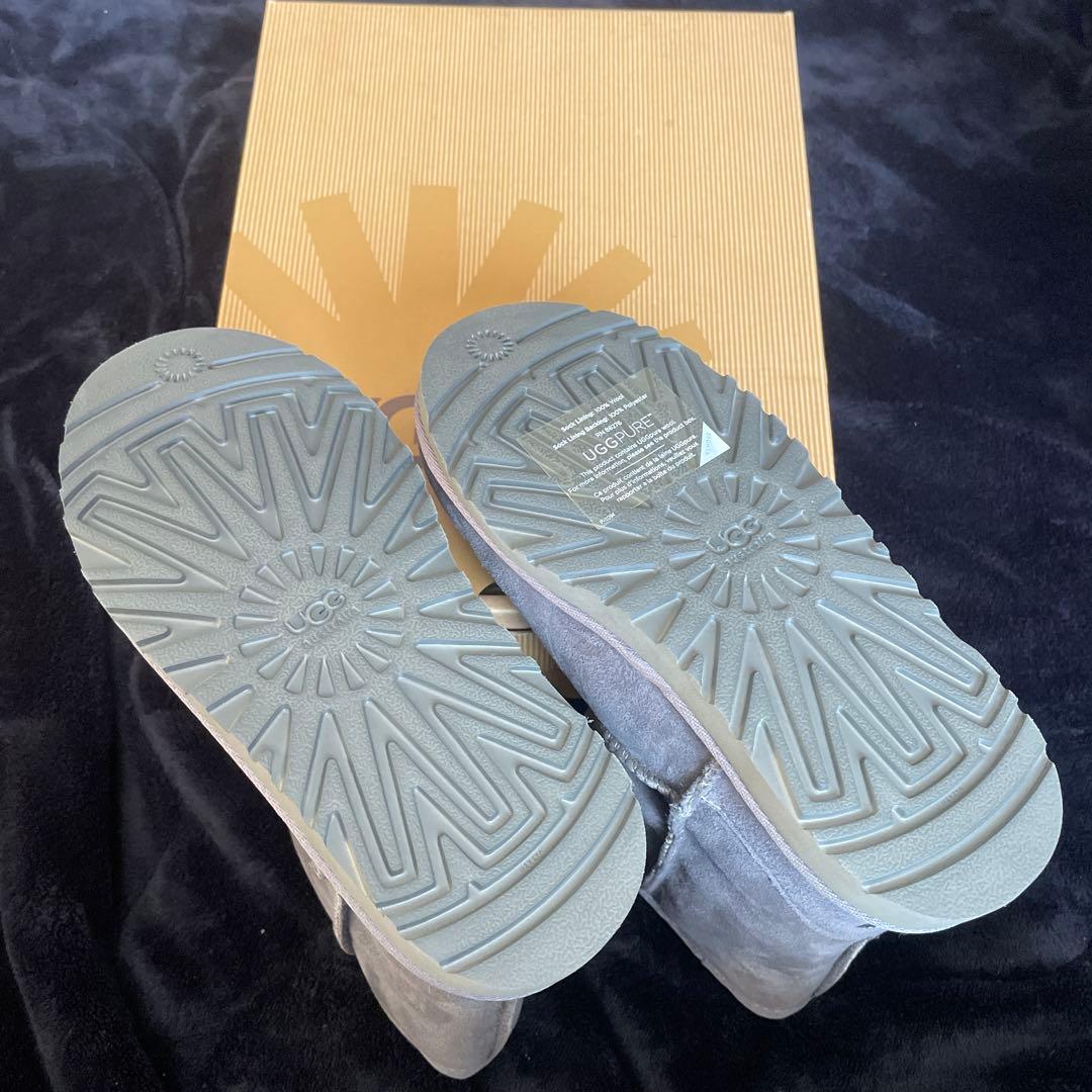［新品　未使用］UGG ムートンブーツサイズ21cm