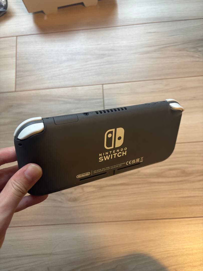Nintendo Switch Lite グレー 本体　スイッチライト