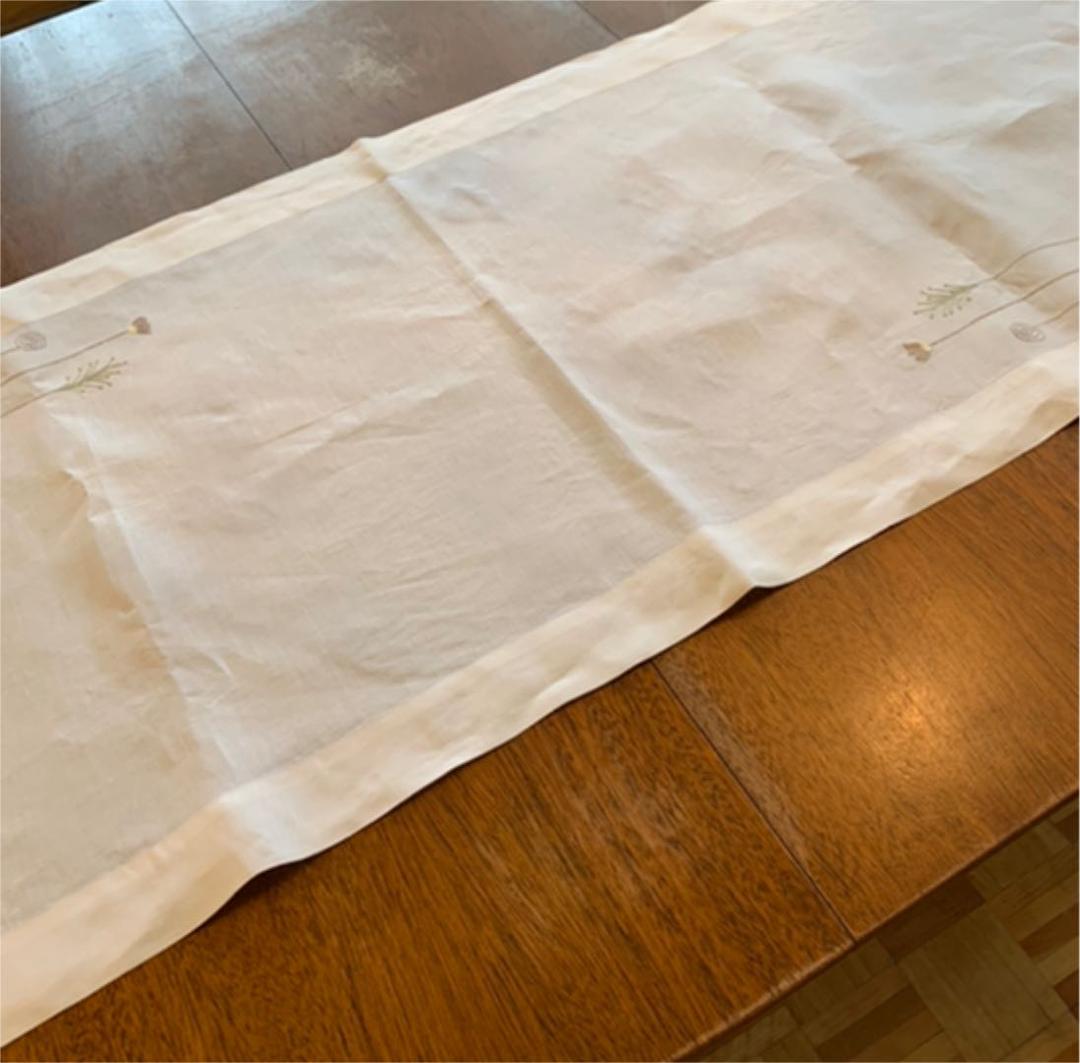 リネンテーブルランナー＆ナフキン３枚セット