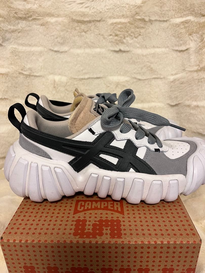 美品　ONITSUKA TIGER オニツカタイガーDENTIGRE LS