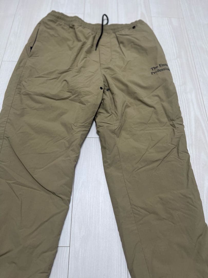 ennoy 中綿入りシャカシャカブルゾン、パンツセットアップLベージュ