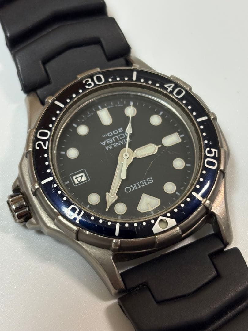 SEIKOセイコー スキューバクォーツ チタニウム ダイバー ブラック