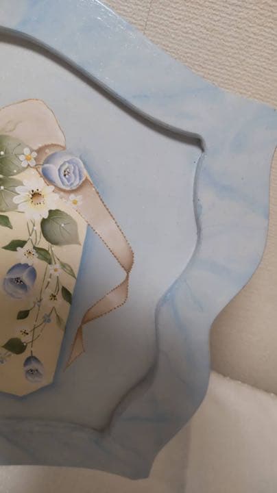 トールペイント作品　大理石の地模様　ブルーの薔薇　welcomeボード