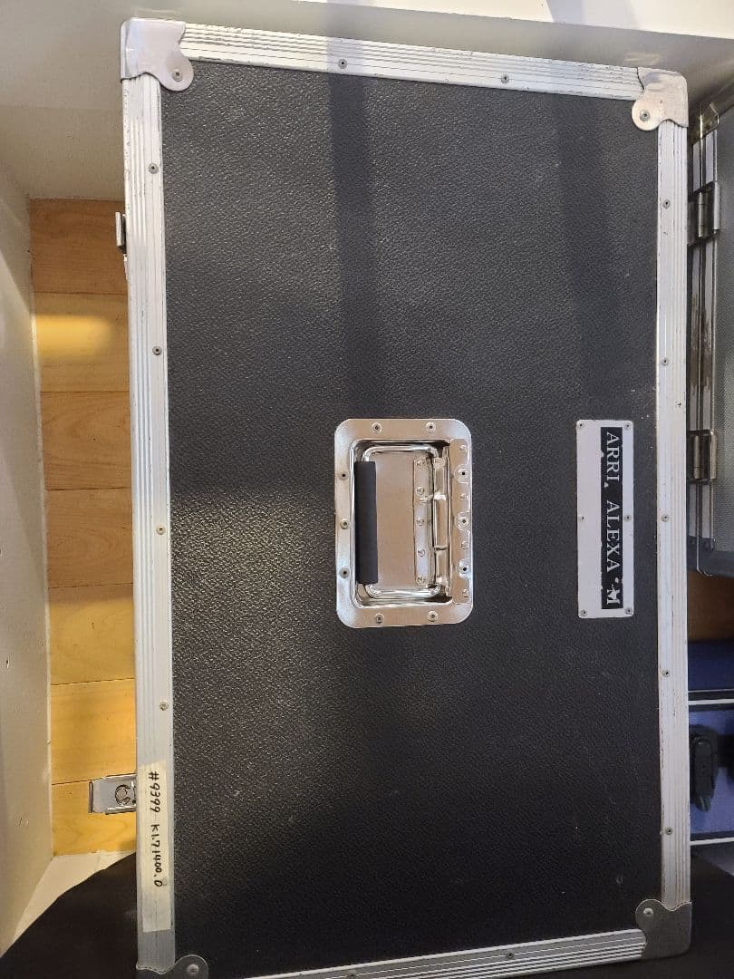 ARRI Alexa M（SxSカード 128gb + カードリーダー付）