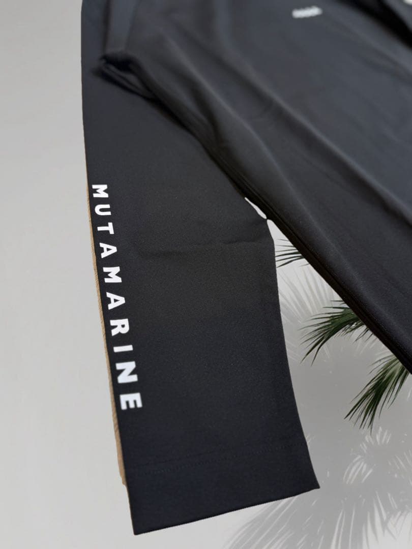 【新品】ムータマリン　ゴルフ　裏起毛　モックネック　黒　Lサイズ