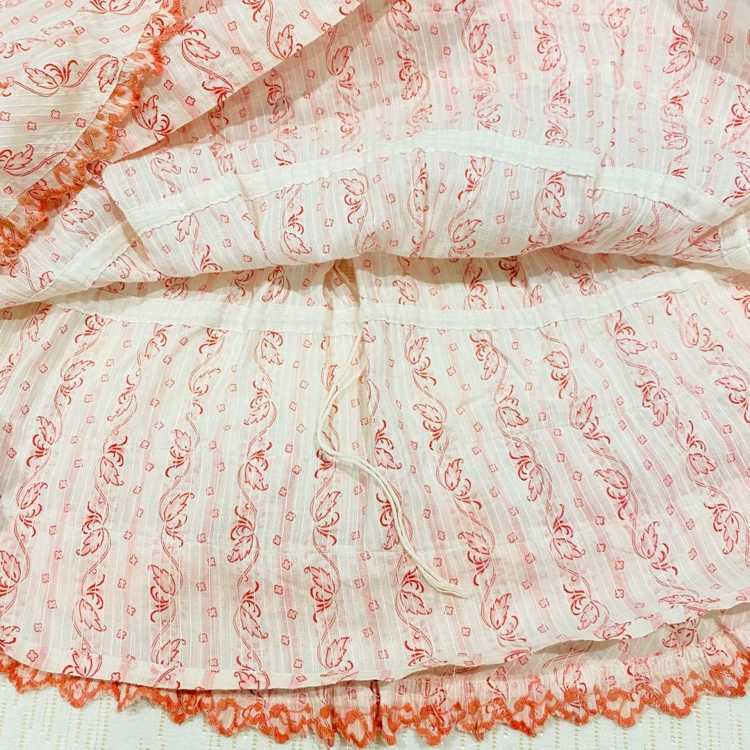 アンティークドールのファクトリードレス