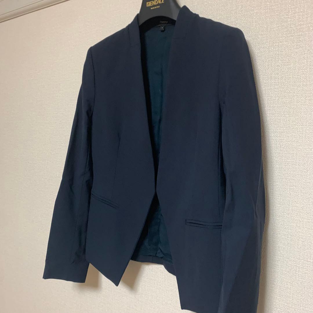 【大人気】セオリー　現行　パンツスーツ　ネイビー　0 ノーカラー　セットアップ