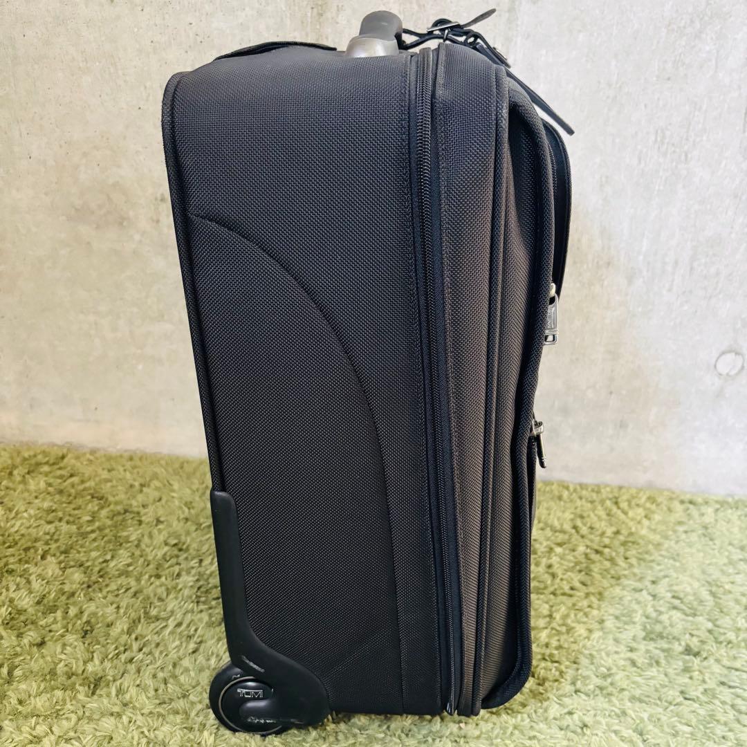 【美品】TUMI トゥミ　26105D4 キャリーケース　2輪　機内持ち込み