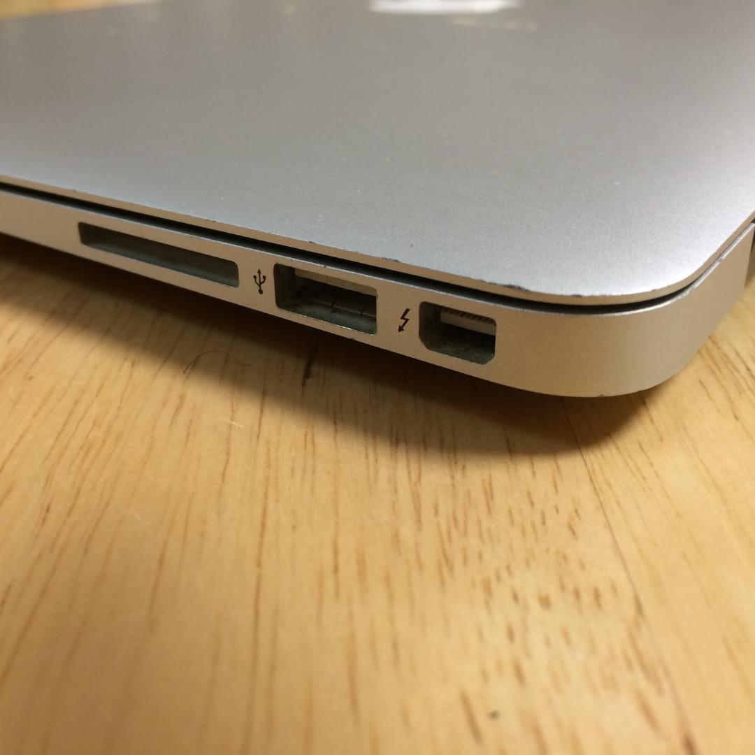 MacBook本体 MacBook Air (13-inch, Early2015) 8G/128G