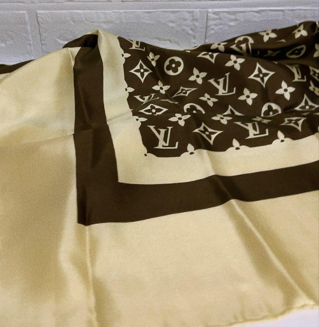 ルイヴィトン　LOUIS VUITTON スカーフ　モノグラム　ブラウン