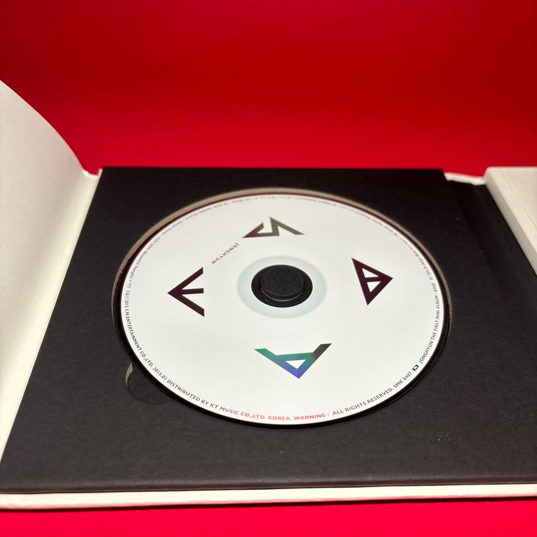 黒 SHINee ジョンヒョン　BASE