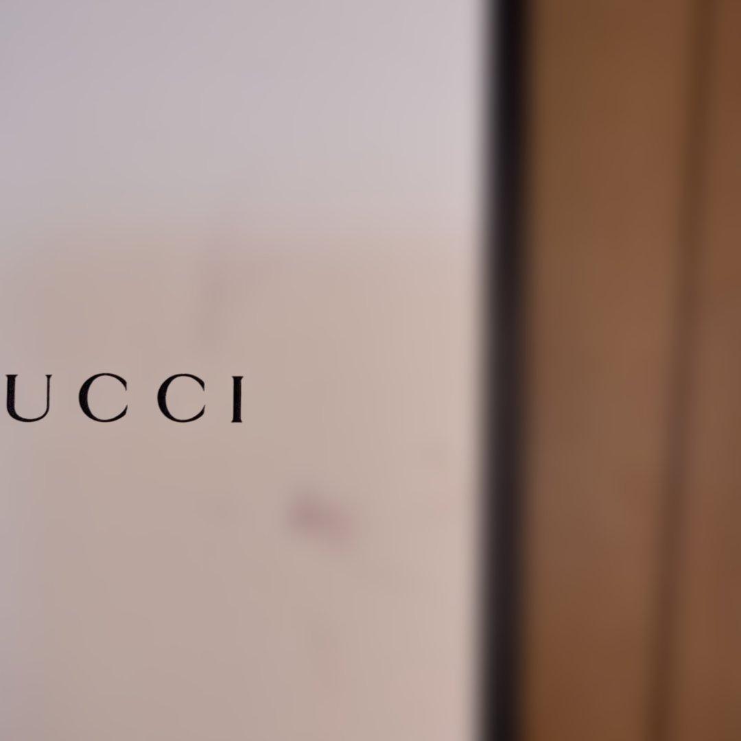 GUCCI ネイビー GGロゴ ネクタイ　クリスマスプレゼント　ブランドネクタイ