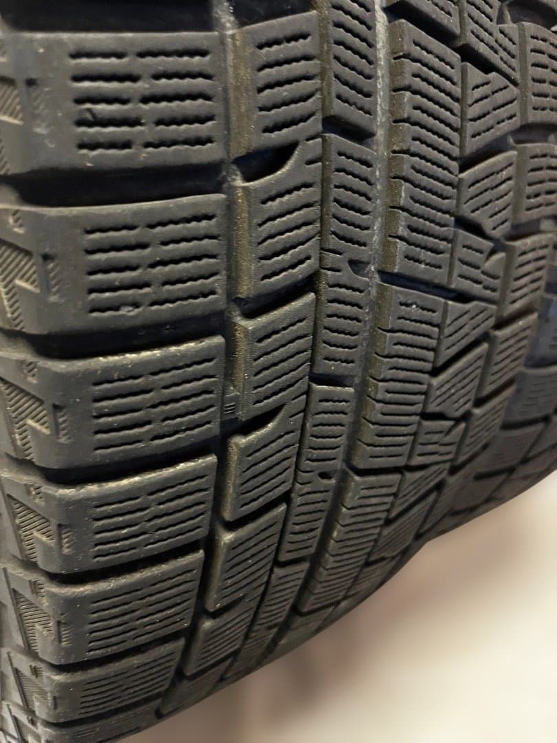 ヨコハマスタッドレス　225/45R18 2015年製 2本セット！