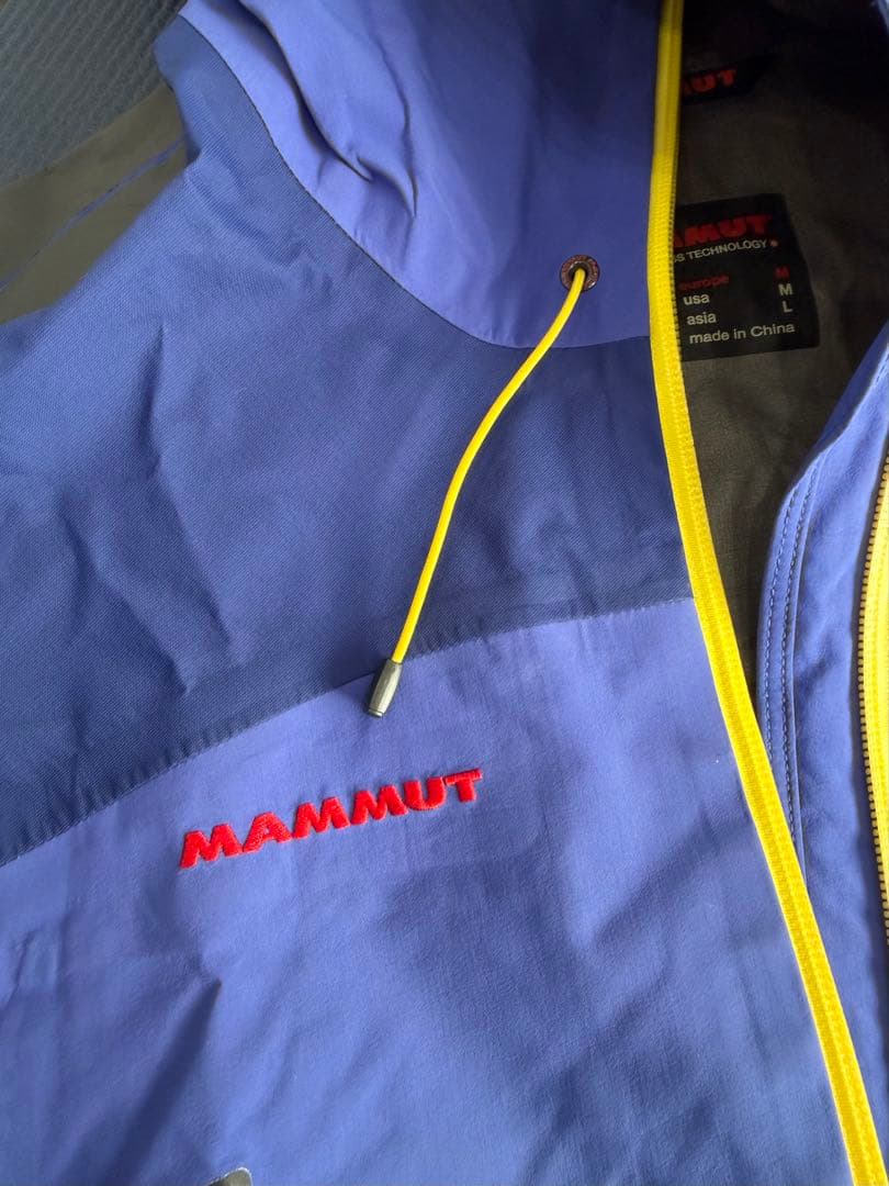美品！マムート アウターシェルゴアテックスプロ フーデット ジャケット