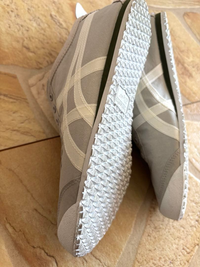 Onitsuka Tiger メキシコ66スリッポン　ライトグレー スニーカー