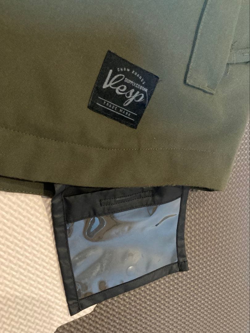 【美品】VESP フード付き スノーボードウェア　サイズL オリーブグリーン
