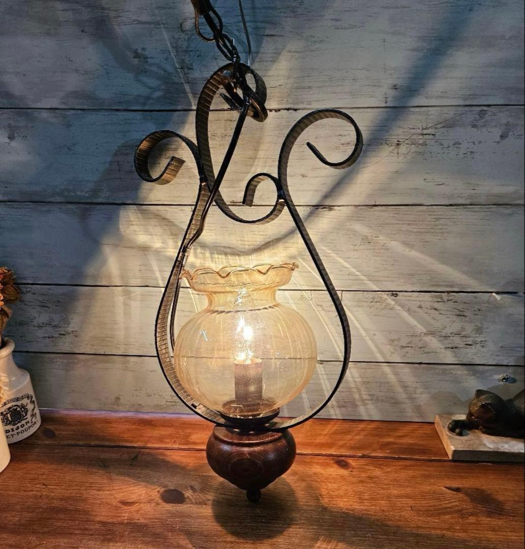 フランスアンティークペンダントライト ガラスシェード　引掛シーリング