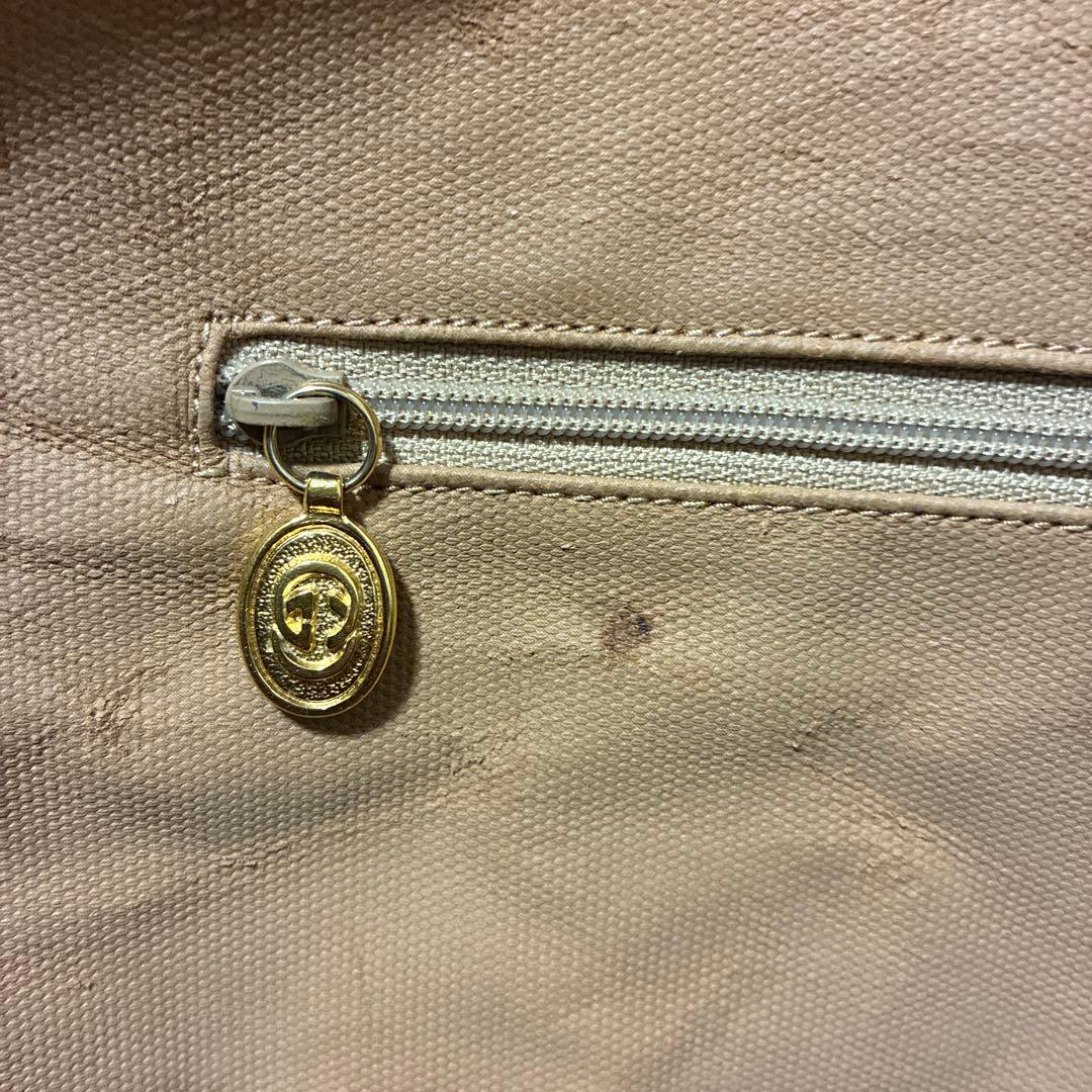 GUCCI GGキャンバス ボストンバッグ