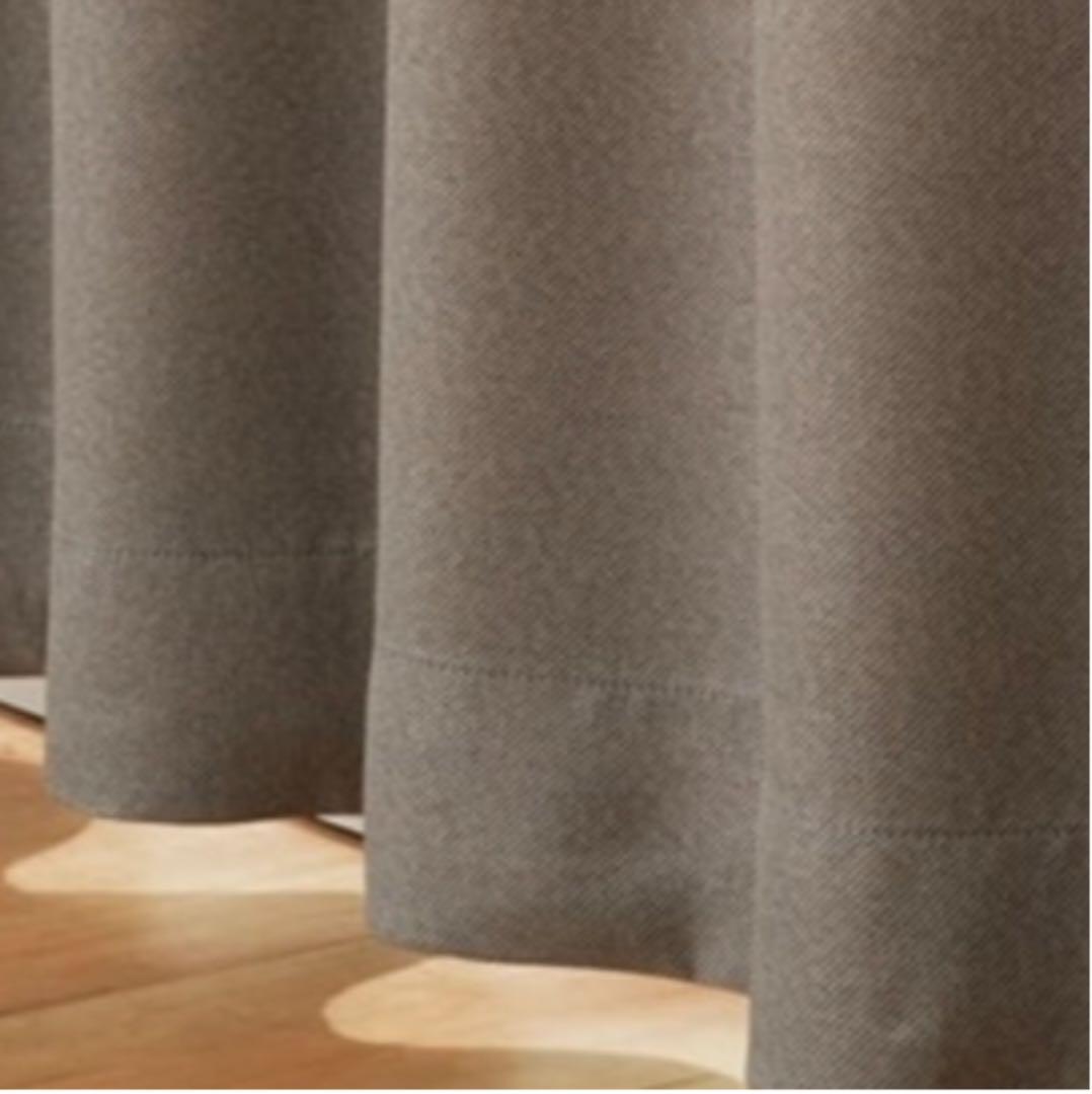 幅125 丈200 ナチュラルカラーがおしゃれな遮光カーテン 新品未使用