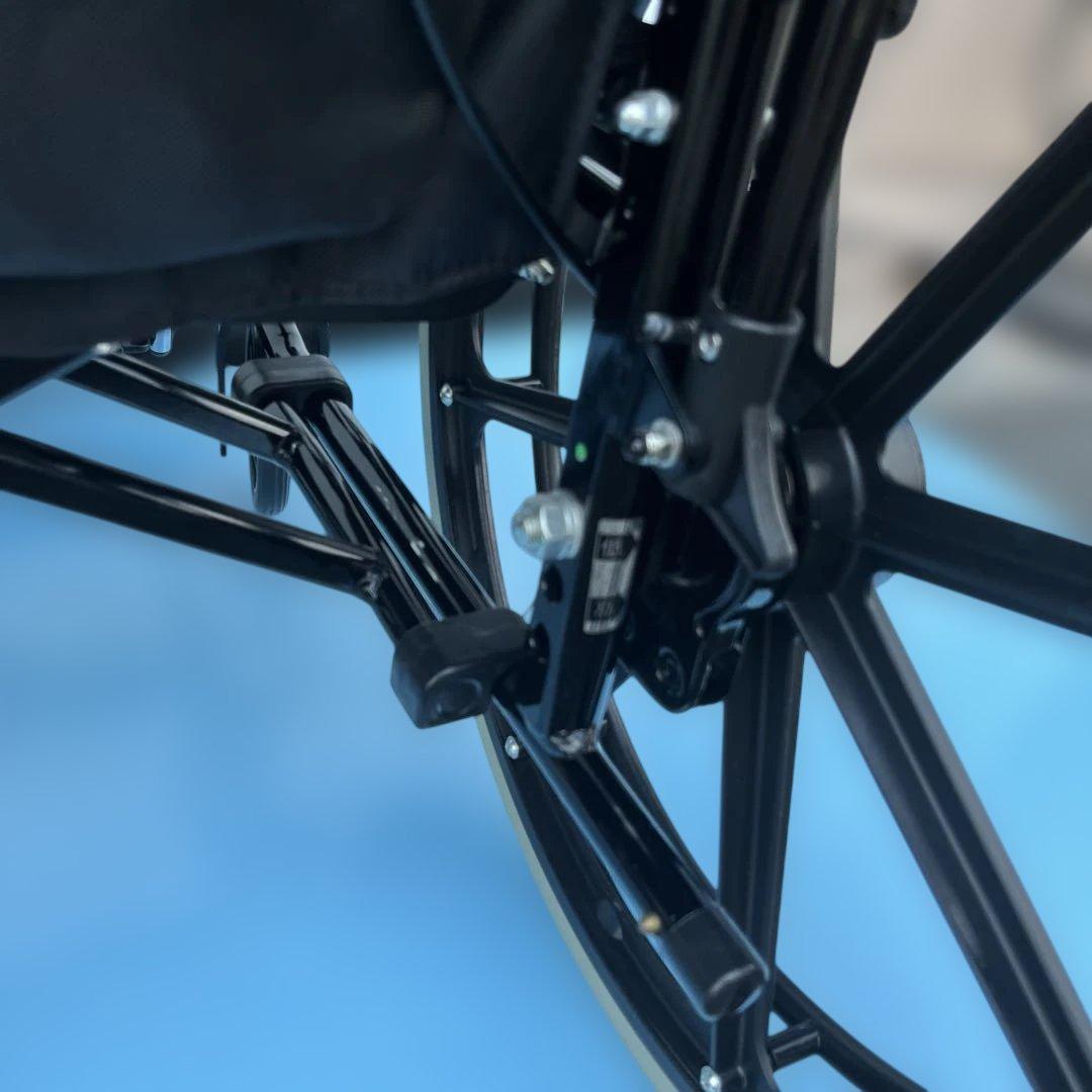 Miki　ミキ　多機能車椅子　アルミ製　KJP-4 大型車椅子