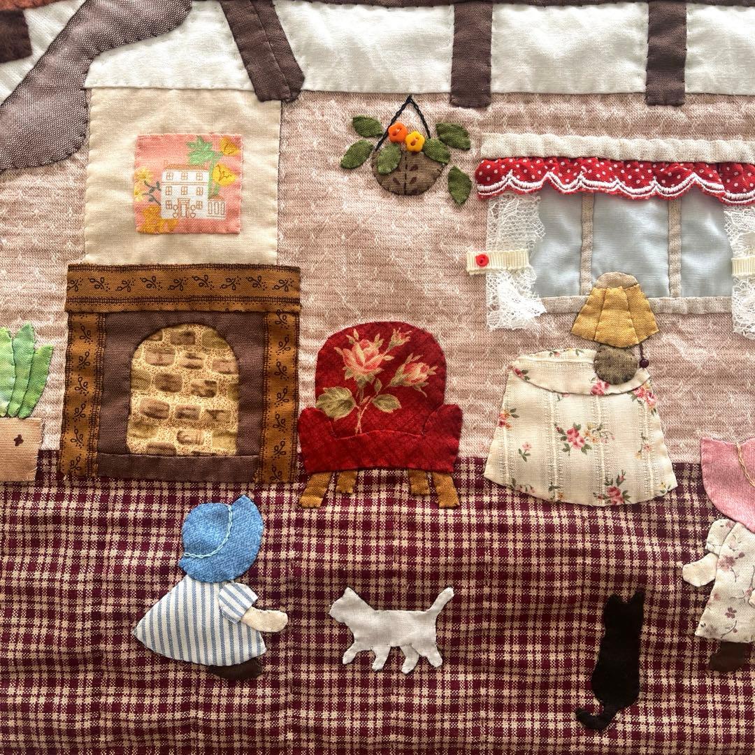 パッチワークタペストリー　ハウスのキルト