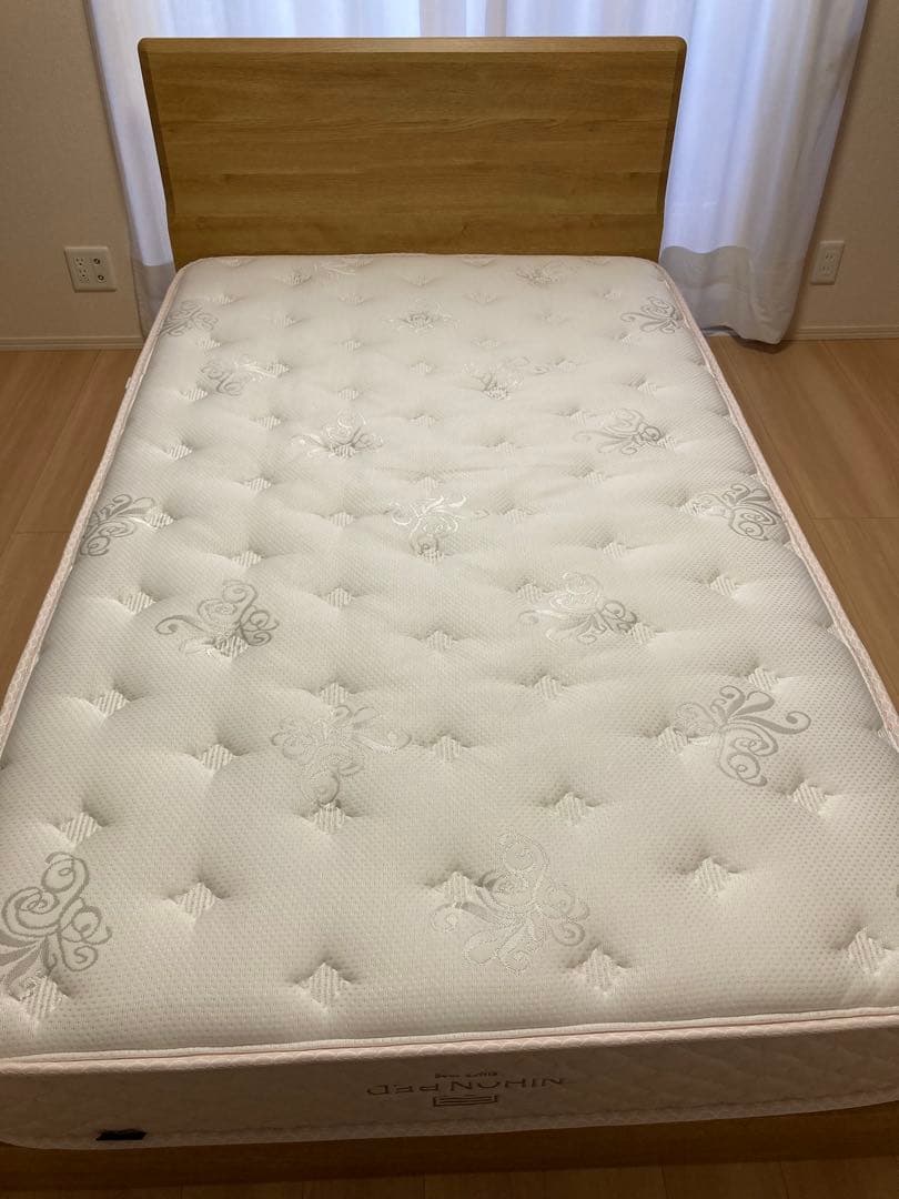 日本ベッド シルキーパフ セミダブルマットレス