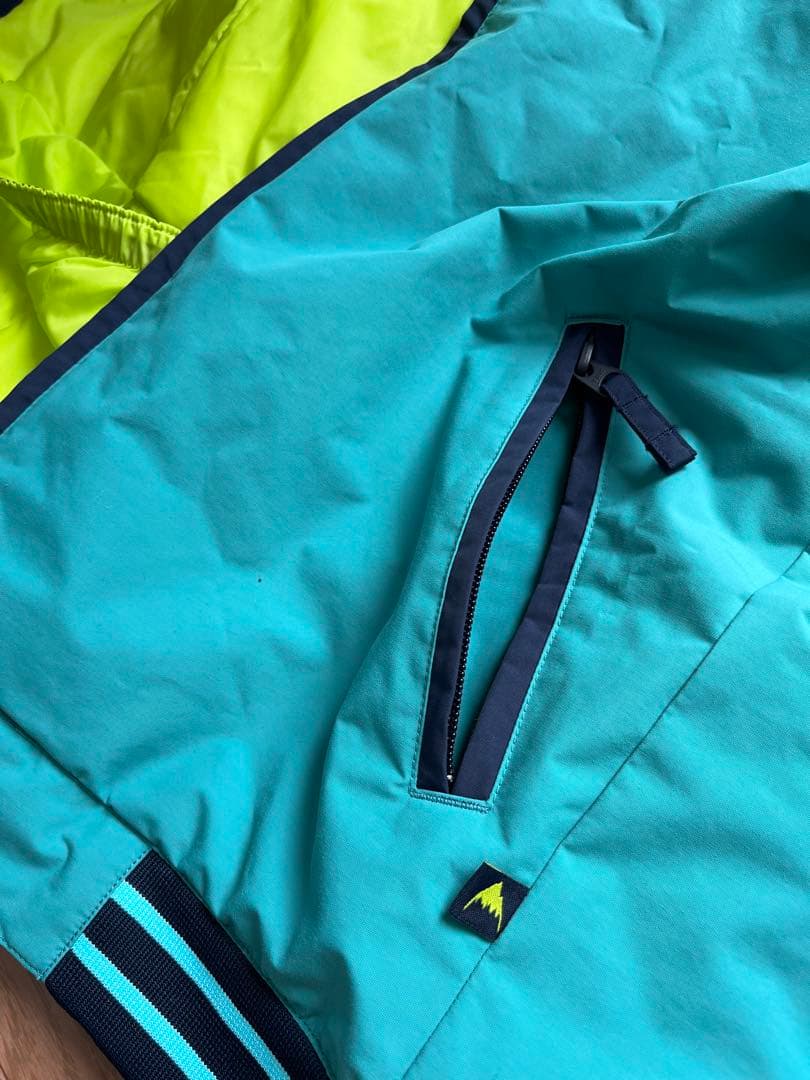 BURTONスノーボードジャケット(キッズ)＋おまけパンツ