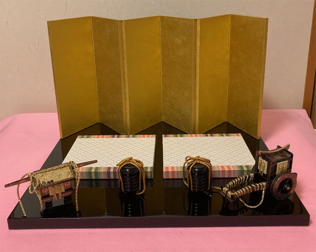 雛飾り　雛道具　雛人形　お雛様　屏風　親王台　貝桶　飾り台　御籠　御所車