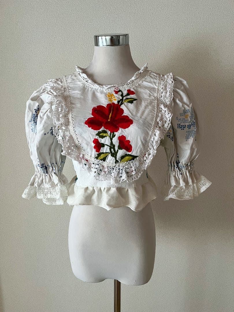 ヴィンテージ 刺繍 ブラウス 民族衣装 レース パフスリーブ リメイク　古着