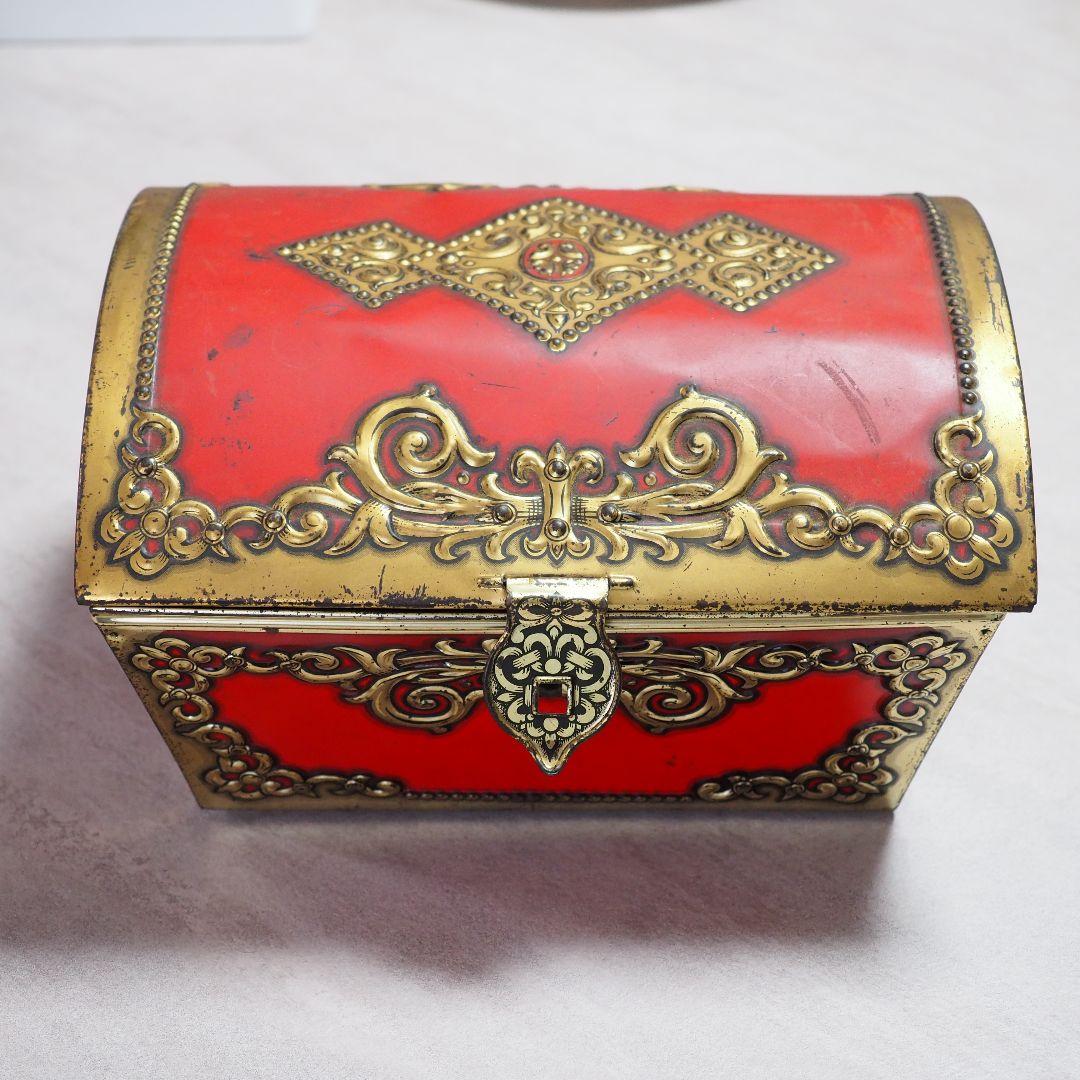 ヴィンテージ　ビスケット缶　宝箱　宝物ボックス　小物入れ　収納　ヴィンテージ