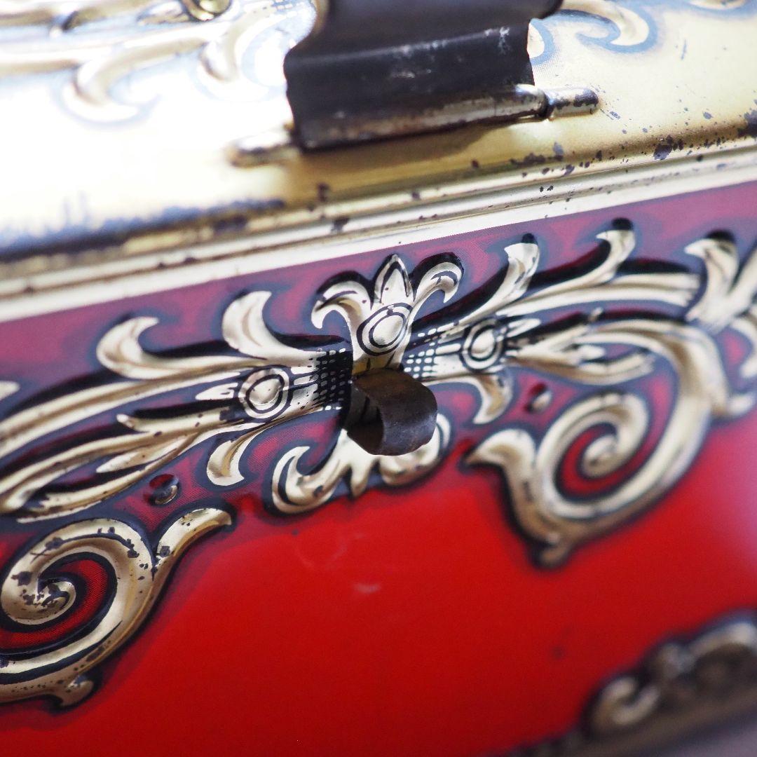 ヴィンテージ　ビスケット缶　宝箱　宝物ボックス　小物入れ　収納　ヴィンテージ