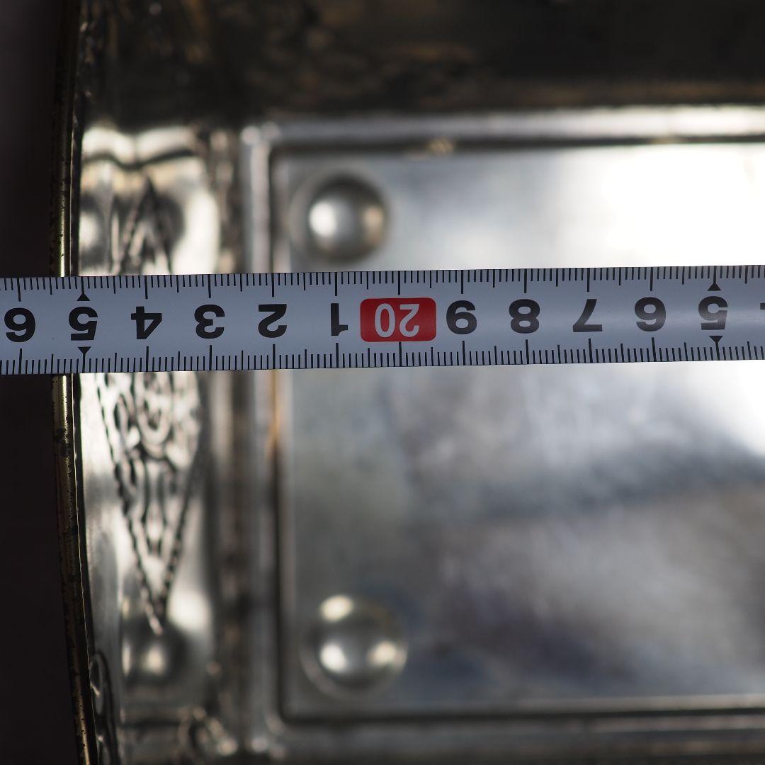 ヴィンテージ　ビスケット缶　宝箱　宝物ボックス　小物入れ　収納　ヴィンテージ