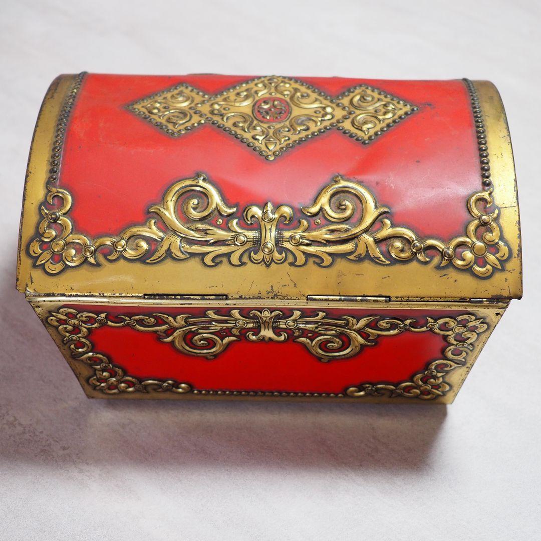 ヴィンテージ　ビスケット缶　宝箱　宝物ボックス　小物入れ　収納　ヴィンテージ