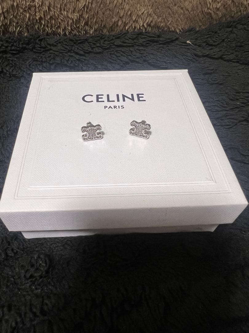 CELINE トリリオン ラインストーン スタッズ ピアス　トリオンフ　両耳