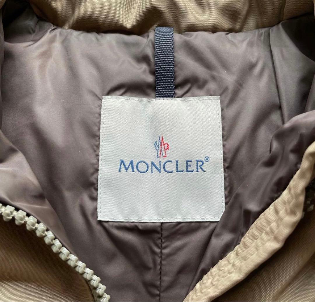 美品　MONCLER モンクレール　ダウンジャケット